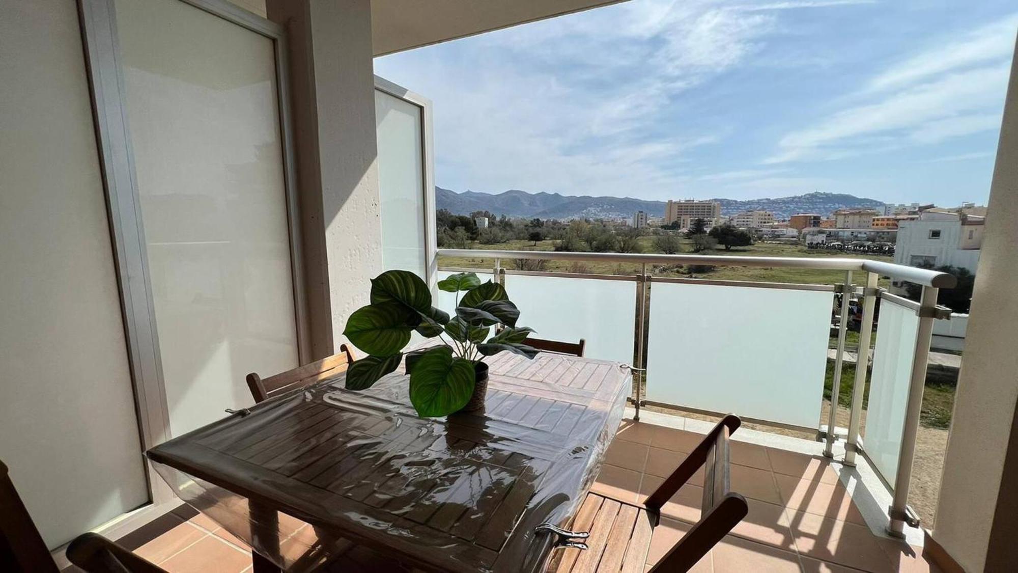 Apartamento Acogedor Con Piscina En Santa Margarita Av-21 Roses Eksteriør billede