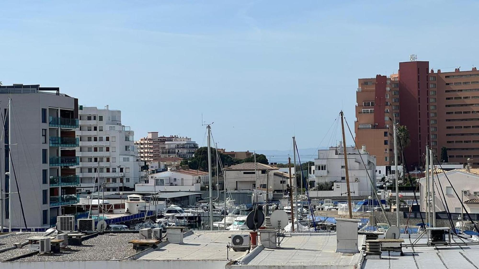 Apartamento Acogedor Con Piscina En Santa Margarita Av-21 Roses Eksteriør billede